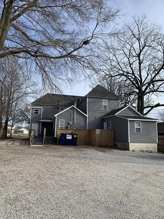 1623 N Jefferson Ave — Photo 2