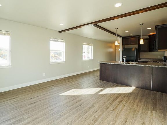 2nd image of 1006 Yellowstone Ave #2