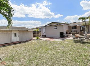 621 SW 60th Ct, Miami, FL 33144