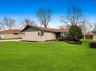 1011 Maitland Dr, Lockport, IL
