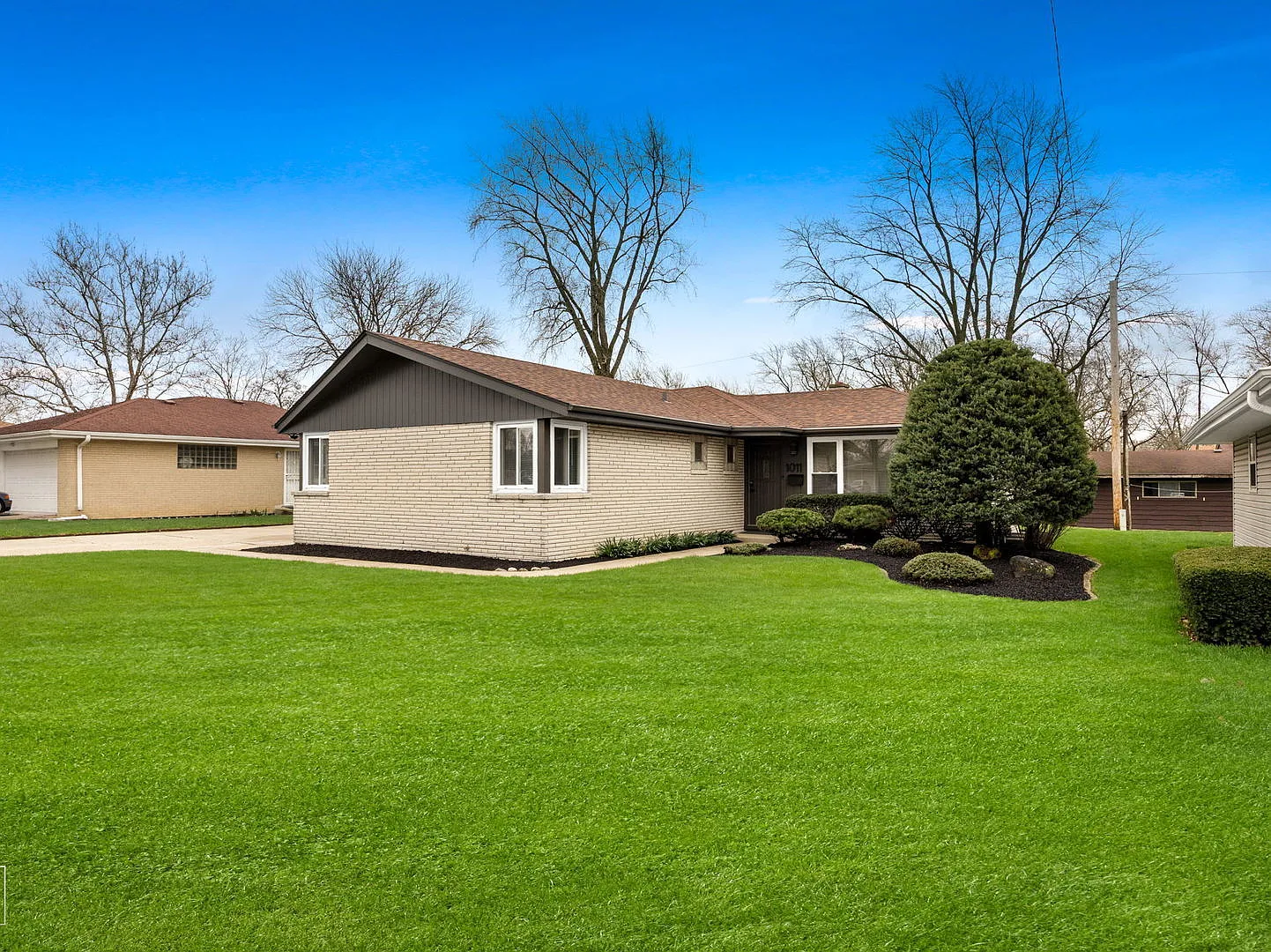 1011 Maitland Dr photo 1