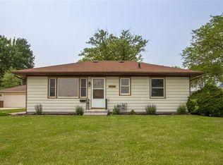 1740 W 11th St, Waterloo, IA 50702