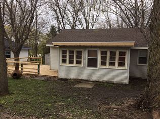 15459 Mitchell Ave, Spirit Lake, IA 51360