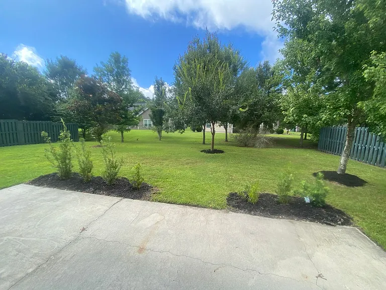 901 Garden Hills Loop — Photo 36
