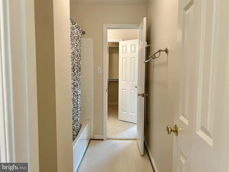 614 Gatestone St — Photo 22
