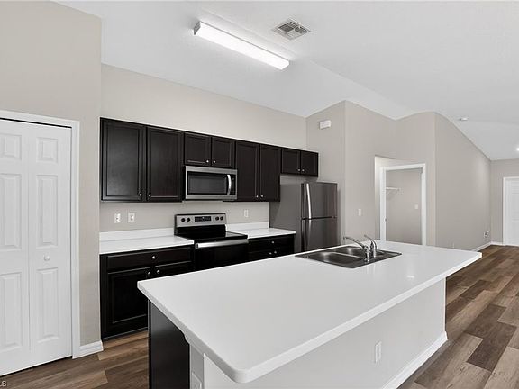 4th image of 3603 21st ST SW