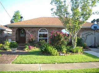 4644 Ithaca St, Metairie, LA 70006