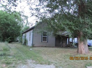 2118 N Howard Ave, Springfield, MO 65803