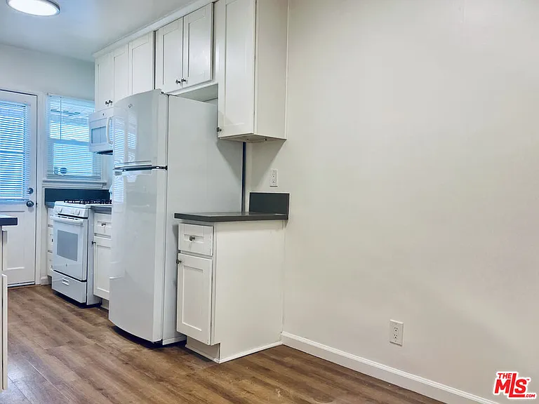 1837 N Normandie Ave #3 — Photo 11