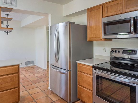 5th image of 6260 N Clove Pl