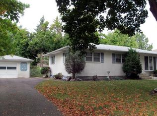 2281 16th Ave E, North Saint Paul, MN 55109