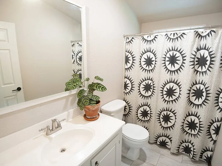 2nd bathroom