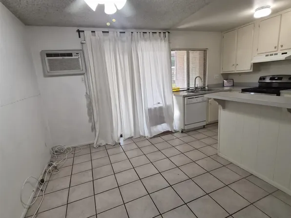 7835 Cowles Mountain Ct Unit B10, San Diego, CA 92119