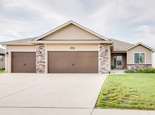 9947 Lavender Ln, Manhattan, KS 66502
