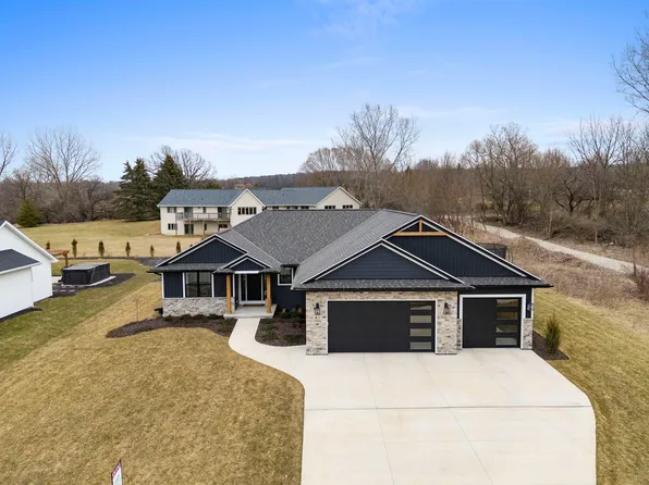 411 Chase Ave, De Pere, WI 54115