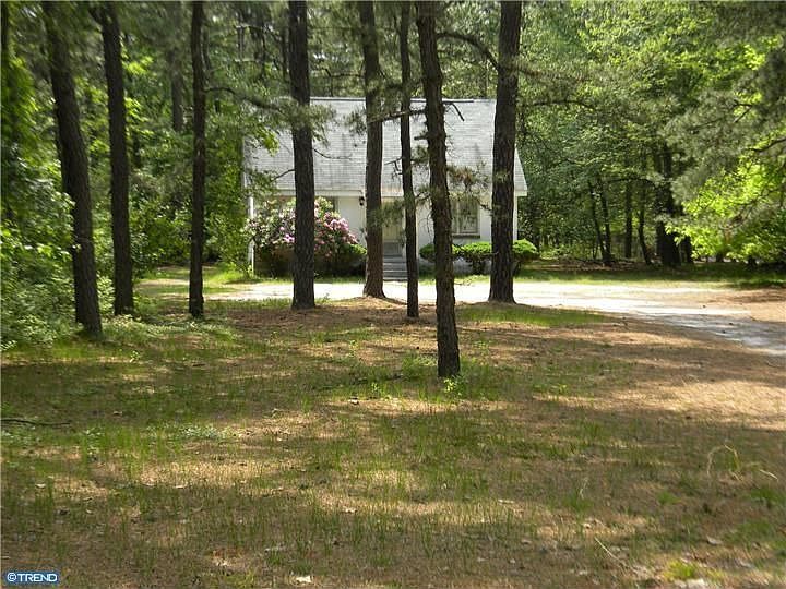 1st image of 8 Vance St
