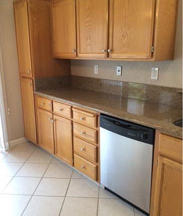 4th image of 1941 Parkside Dr