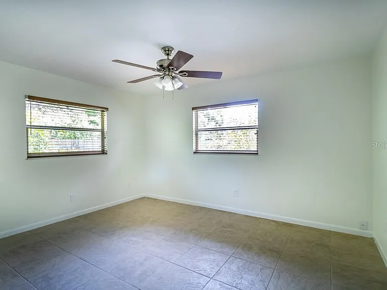 3426 NW 40th St — Photo 27