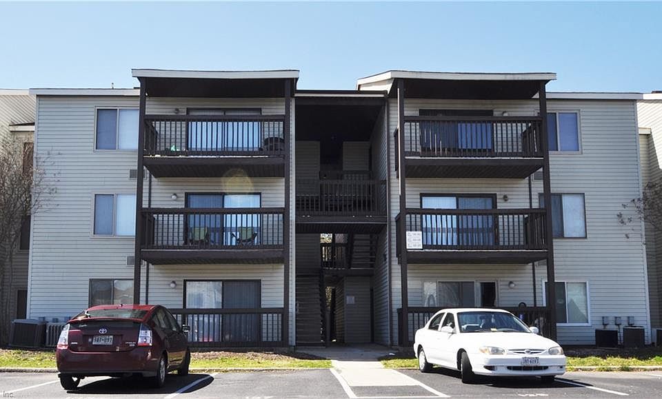 1st image of 135 Haverford Ct #2366