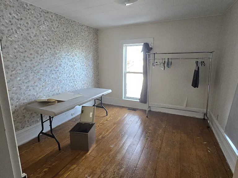 11507 Queen St W — Photo 29