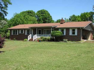 1652 Dickerson Rd, Elberton, GA 30635