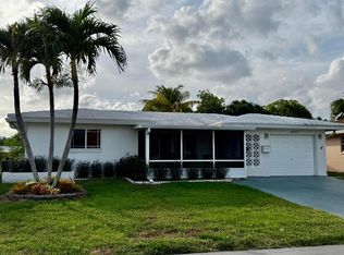 commercial to 4927 NW 47th Terr, Tamarac, FL 33319