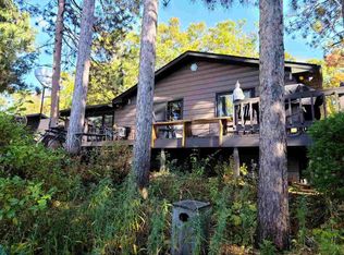 W12522 Beechnut Dr, Hancock, WI 54943