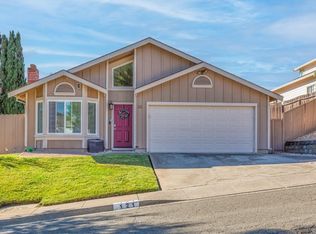 121 Thresher Dr, Vallejo, CA 94591
