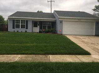 1970 Ashwood Ln, Aurora, IL