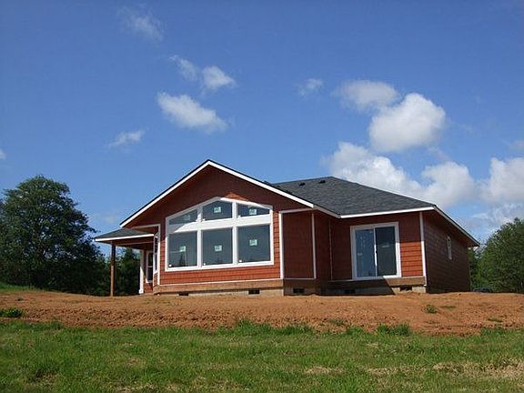 2nd image of 7 Gray Gables Ln