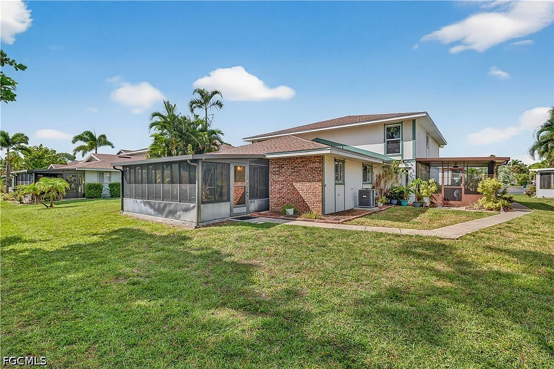 2 bed, 1.0 bath, 760 sqft, $1,250 — Photo 1