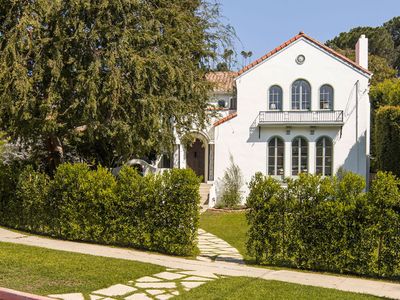 2446 N Commonwealth Ave, Los Angeles, CA, 90027