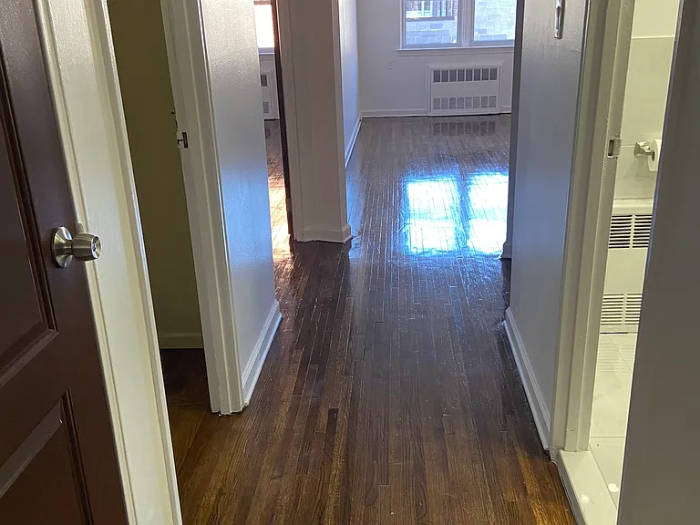 1321 Blake Ave #1 — Photo 5