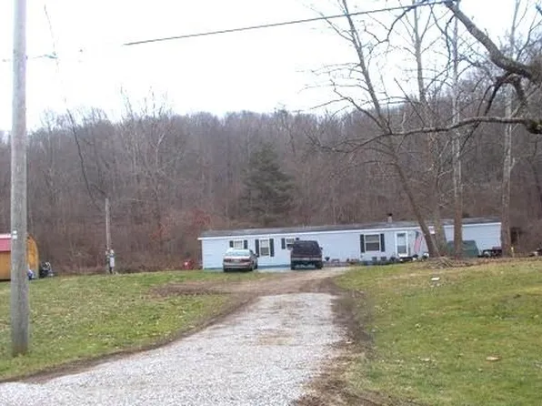 8866 Careys Run Pond Creek Rd W, West Portsmouth, OH 45663
