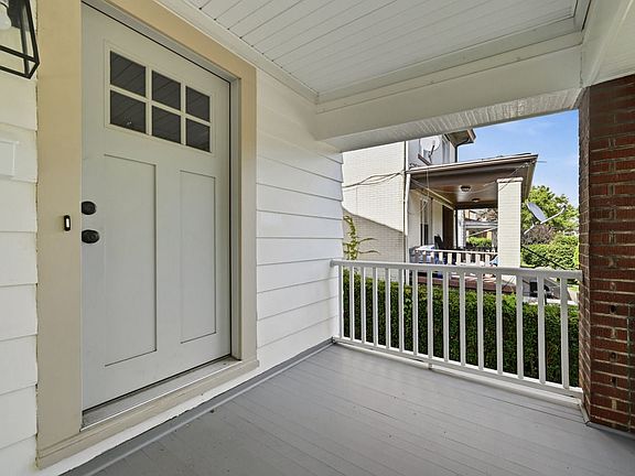 5th image of 146 W Riverview Ave