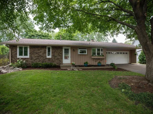 10441 Quebec Ave S, Bloomington, MN 55438