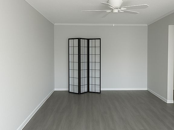 2nd image of 200 Greenwood Blvd #I