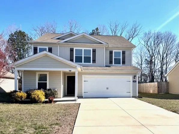 3204 Dizzy Dean Dr, Murfreesboro, TN 37128