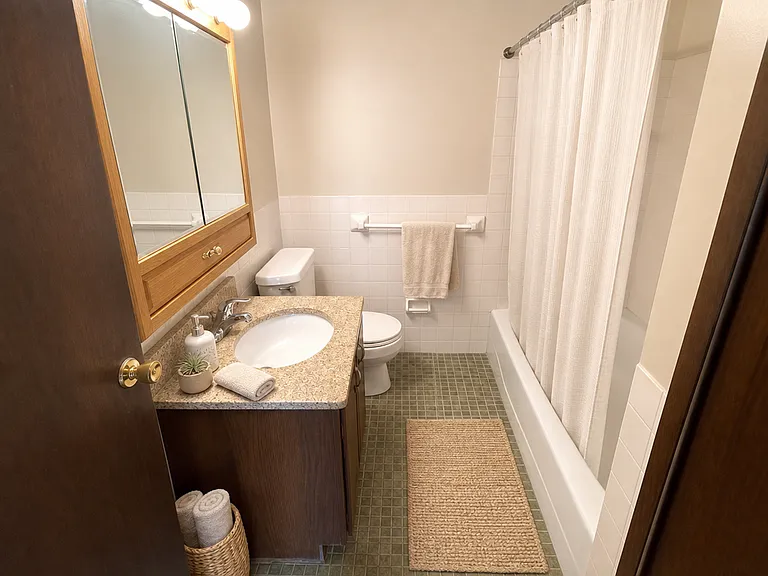 2209 Branch Ave — Photo 4