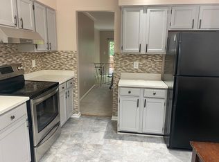 3948 Collis Oak Ct, Fairfax, VA 22033