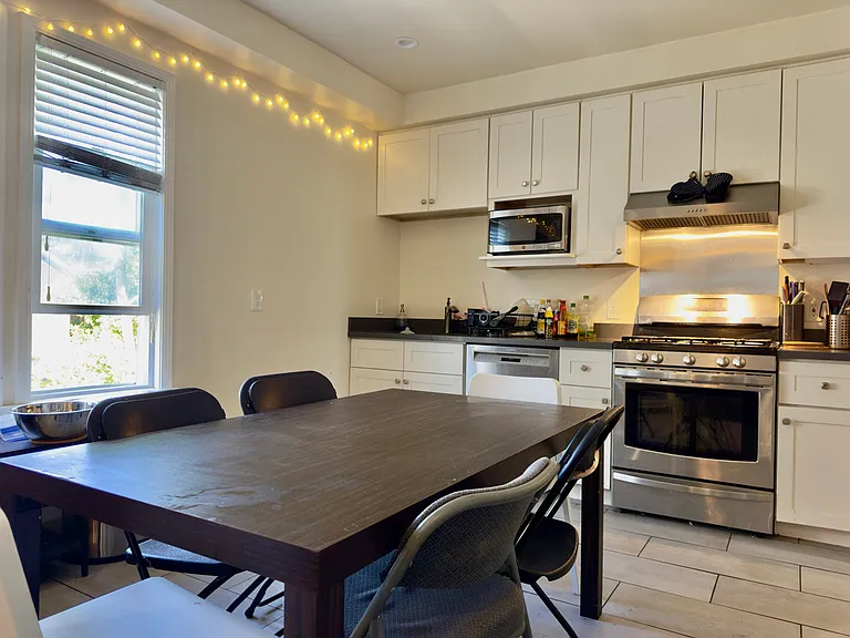 2211 Haste St — Photo 42