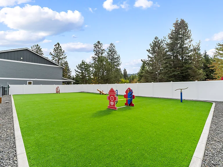 Birkdale Commons — Photo 20