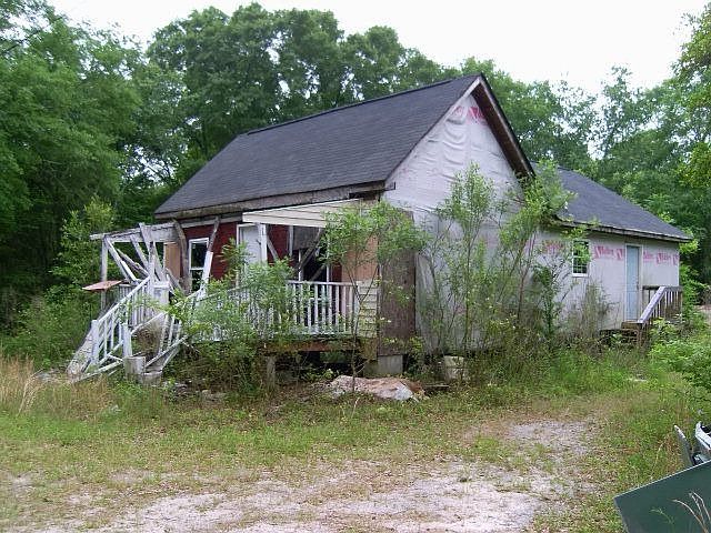 2nd image of 68 Pride Ave