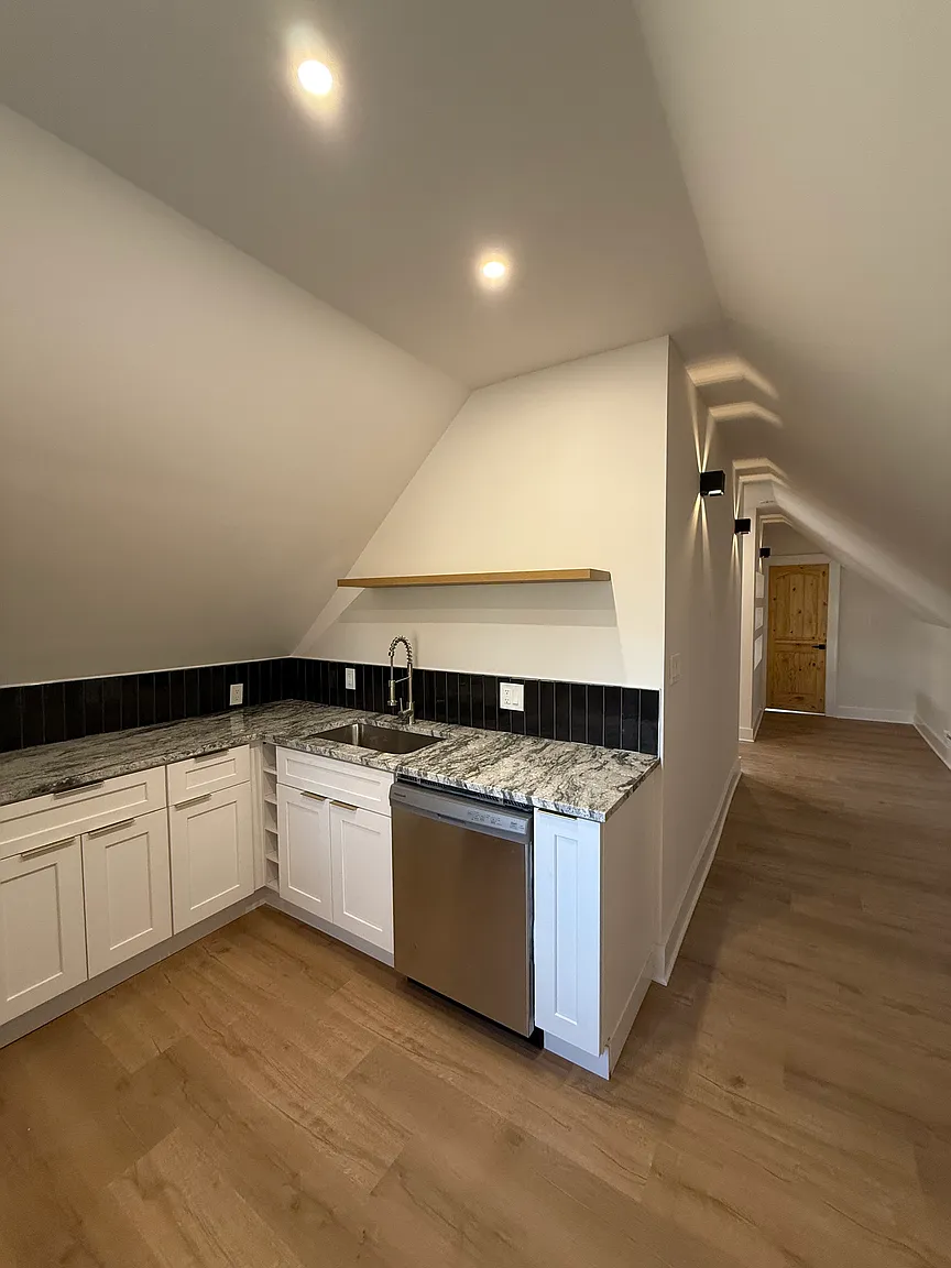 1570 Belmar Rd #3 photo 1
