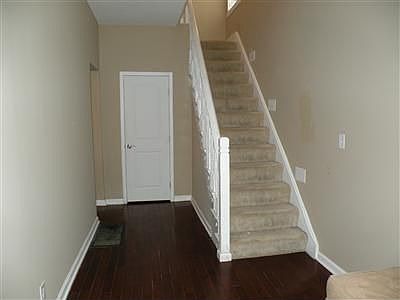 3rd image of 2221 Washington Ave