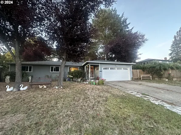 19965 SW York St, Beaverton, OR 97003