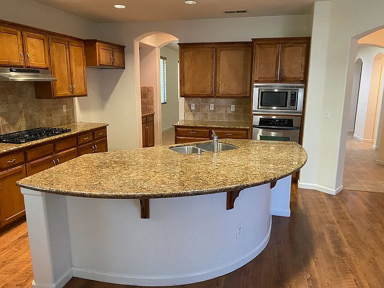 2434 N El Cajon St — Photo 3
