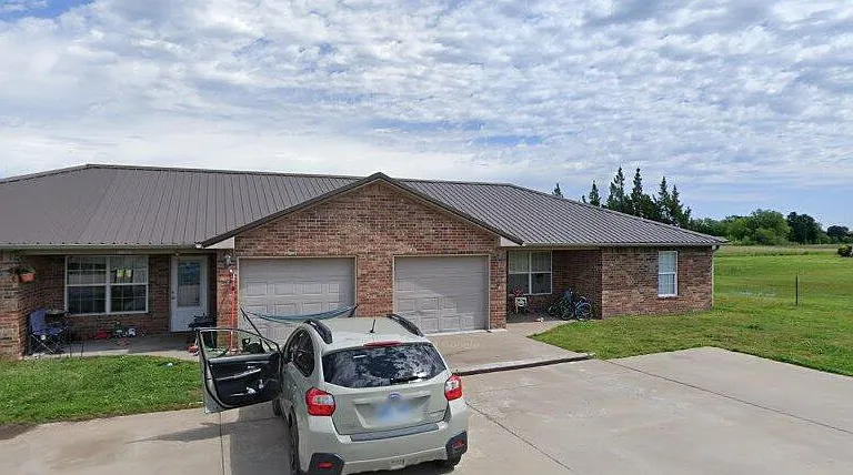 63080 E 285th Ct #B — Photo 1