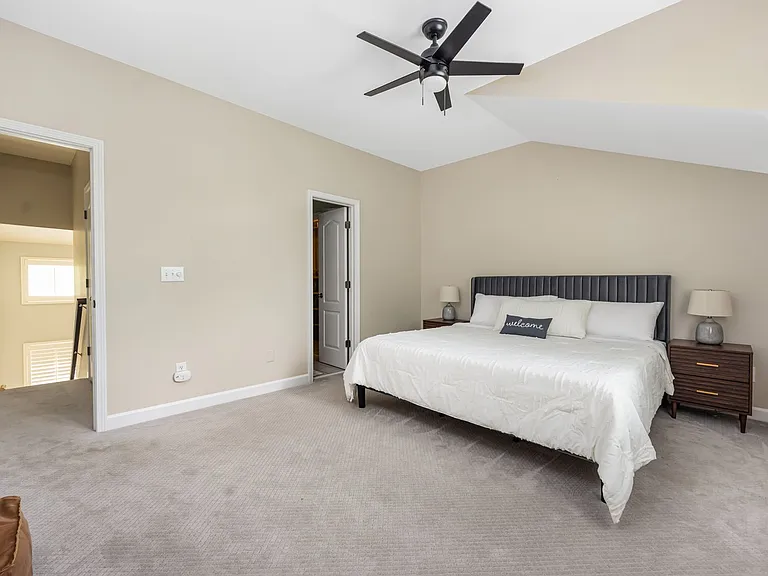 13704 Anthea Ln — Photo 24