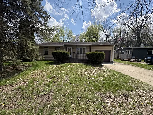 814 Taylor St Photo 1